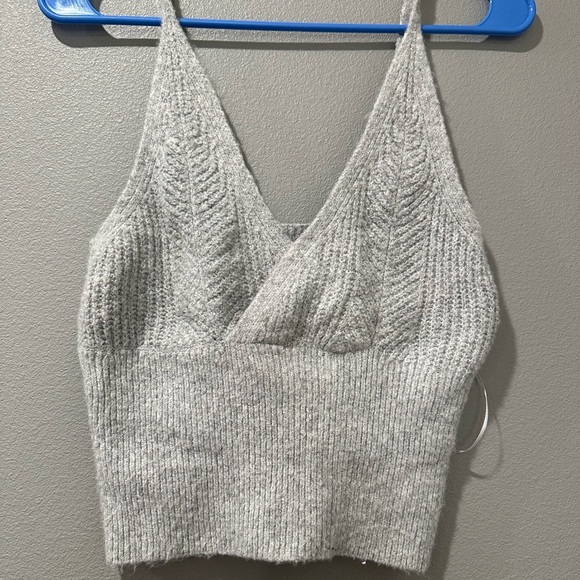 Sincerly Jules Tops - Sincerely Jules Gray Knit V-Neck Crop Top